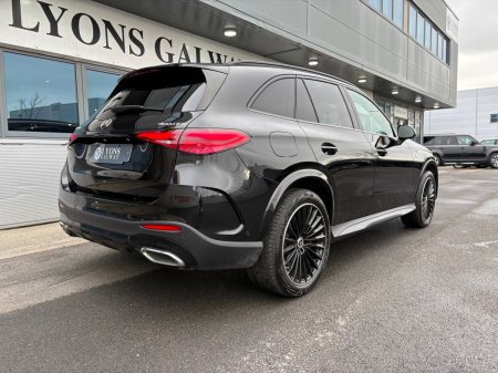 2025 Mercedes-Benz GLC - photo 11
