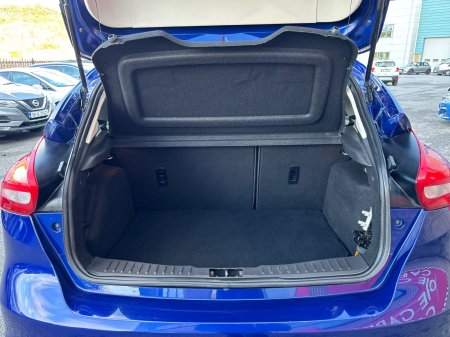 2016 Ford Focus - photo 12