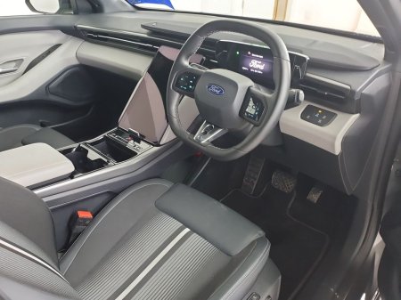 2025 Ford Capri - photo 11
