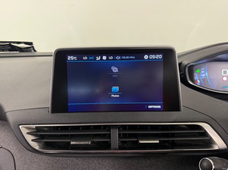 2018 Peugeot 5008 - photo 19