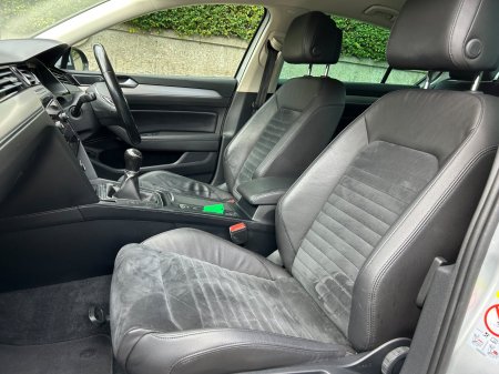 2017 Volkswagen Passat - photo 18