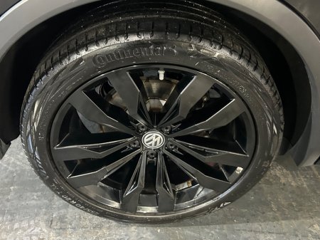 2020 Volkswagen Tiguan - photo 22