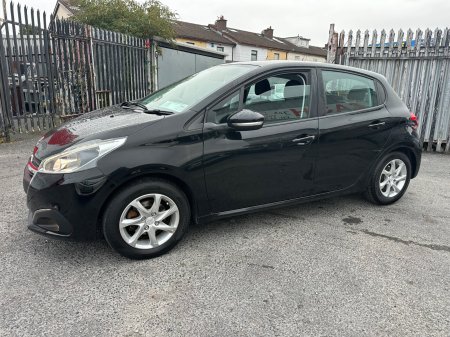 2016 Peugeot 208 - photo 16