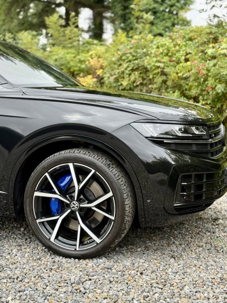 2024 Volkswagen Touareg - photo 8