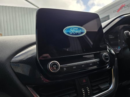 2018 Ford Fiesta - photo 16