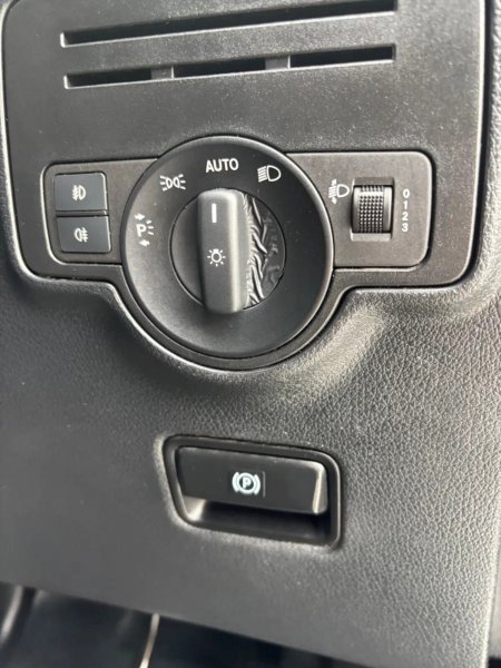 2023 Mercedes-Benz Vito - photo 21