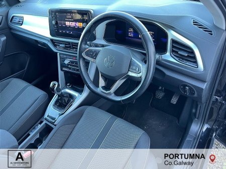 2023 Volkswagen T-Roc - photo 6
