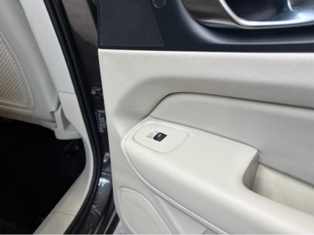 2023 Volvo XC60 - photo 6