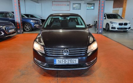 2014 Volkswagen Passat - photo 2