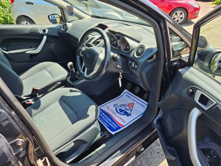 2012 Ford Fiesta - photo 14