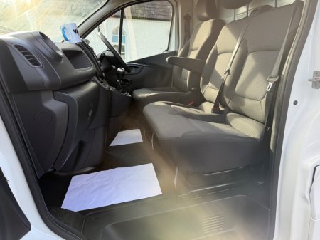 2021 Renault Trafic - photo 12