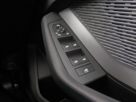 2026 BMW 1-Series - photo 21