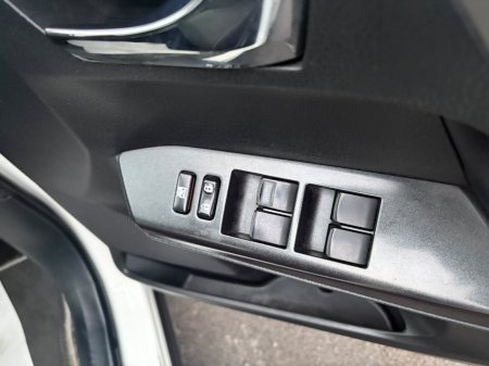 2016 Toyota RAV4 - photo 22