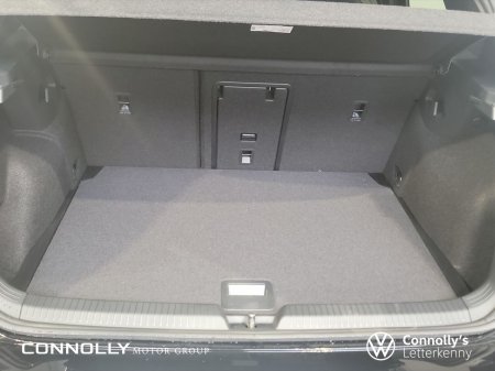 2026 Volkswagen Golf - photo 8