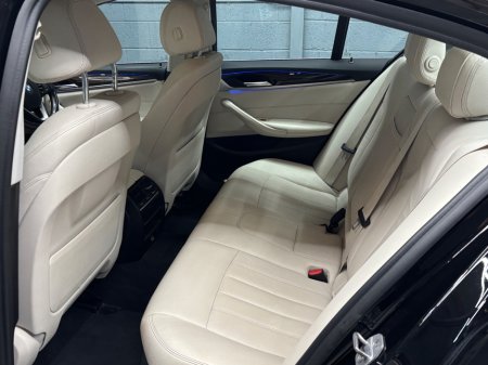 2018 BMW 5-Series - photo 11