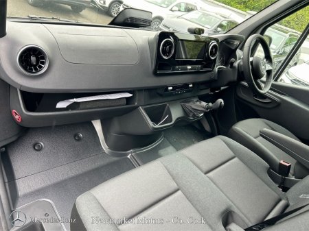 2027 Mercedes-Benz Sprinter - photo 25