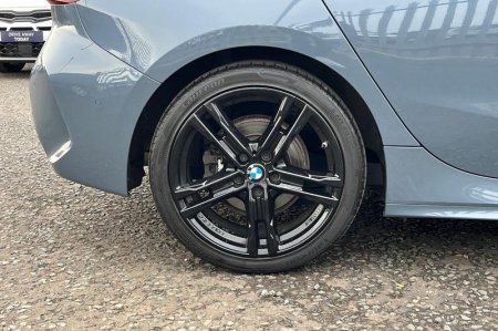 2022 BMW 1-Series - photo 8