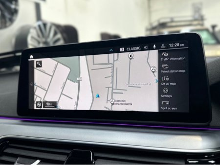 2022 BMW 5-Series - photo 25
