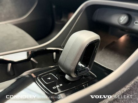 2025 Volvo EX40 - photo 11