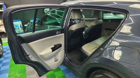 2020 Kia Sportage - photo 9