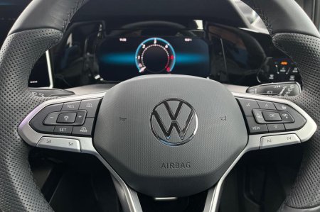 2026 Volkswagen Golf - photo 12