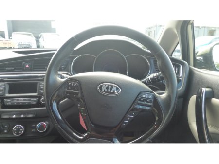 2017 Kia Ceed - photo 15