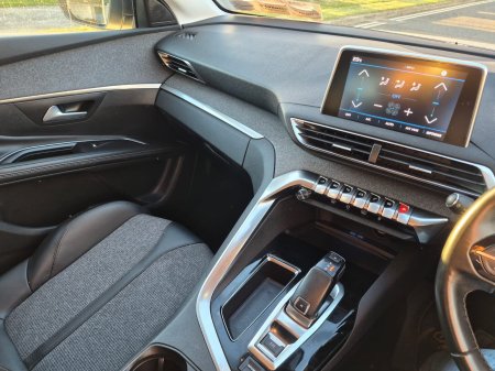 2020 Peugeot 5008 - photo 29