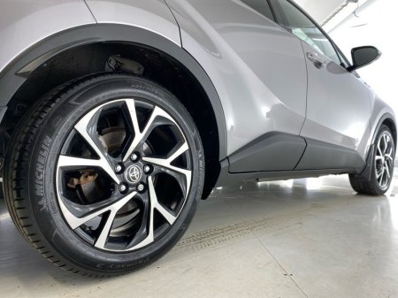2022 Toyota C-HR - photo 11