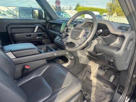2024 Land Rover Defender - photo 10