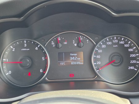 2017 Kia Carens - photo 21