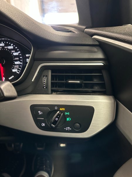 2016 Audi A4 - photo 17