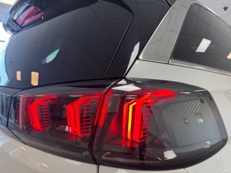 2021 Peugeot 5008 - photo 21