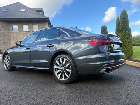 2022 Audi A4 - photo 4