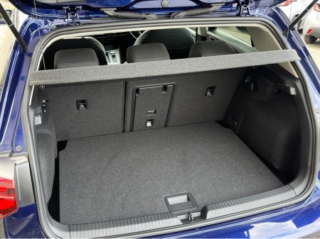 2023 Volkswagen Golf - photo 8