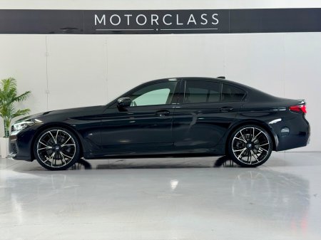 2021 BMW 5-Series - photo 4