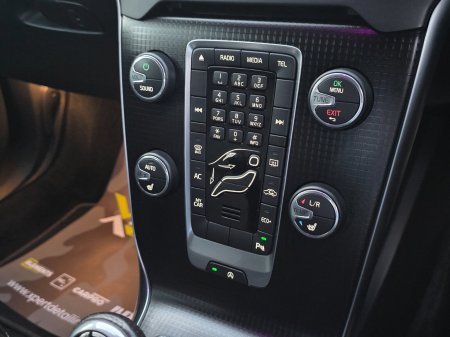 2018 Volvo V40 - photo 26