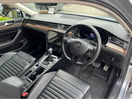 2018 Volkswagen Passat - photo 14