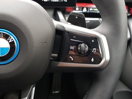 2026 BMW 5-Series - photo 16