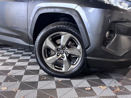 2021 Toyota RAV4 - photo 12