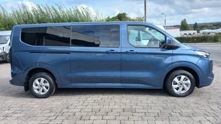 2025 Ford Transit Custom - photo 15