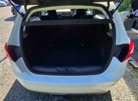 2017 Peugeot 308 - photo 12