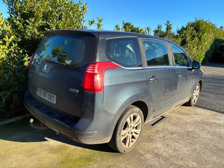 2013 Peugeot 5008 - photo 3