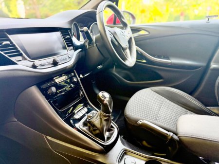 2017 Opel Astra - photo 24