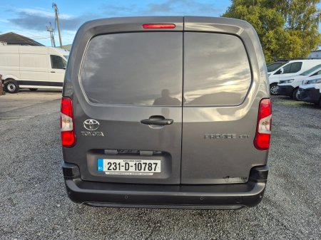 2023 Toyota Proace City - photo 8