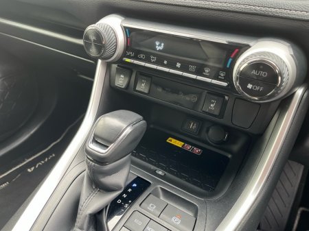 2024 Toyota RAV4 - photo 16
