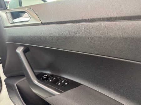2019 Volkswagen Polo - photo 12