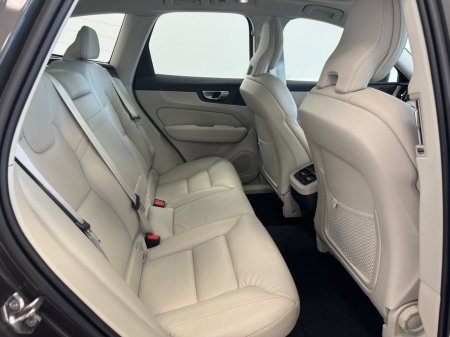 2021 Volvo XC60 - photo 4
