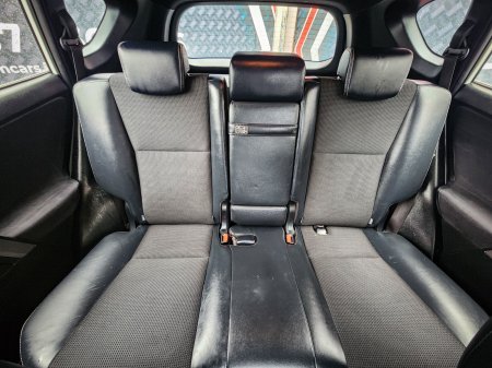 2016 Toyota RAV4 - photo 33