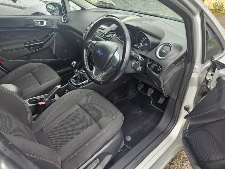2017 Ford Fiesta - photo 14