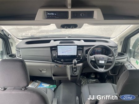 2026 Ford Transit Minibus - photo 8